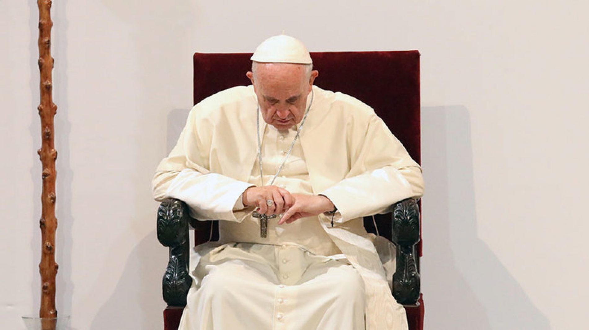 Pope Francis admits he sometimes falls asleep while praying