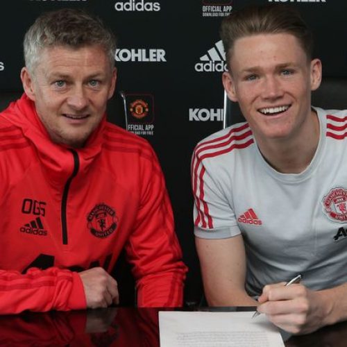 McTominay extends Man Utd stay