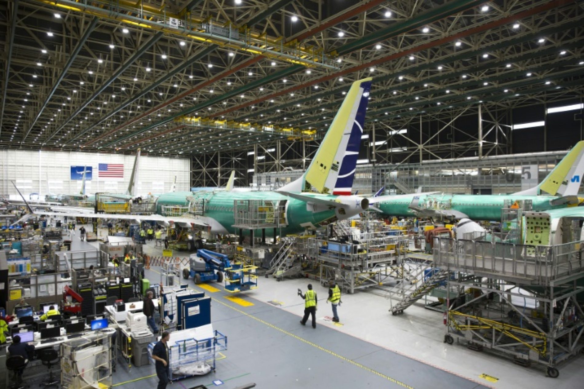Boeing to Halt 737 MAX Production Next Month