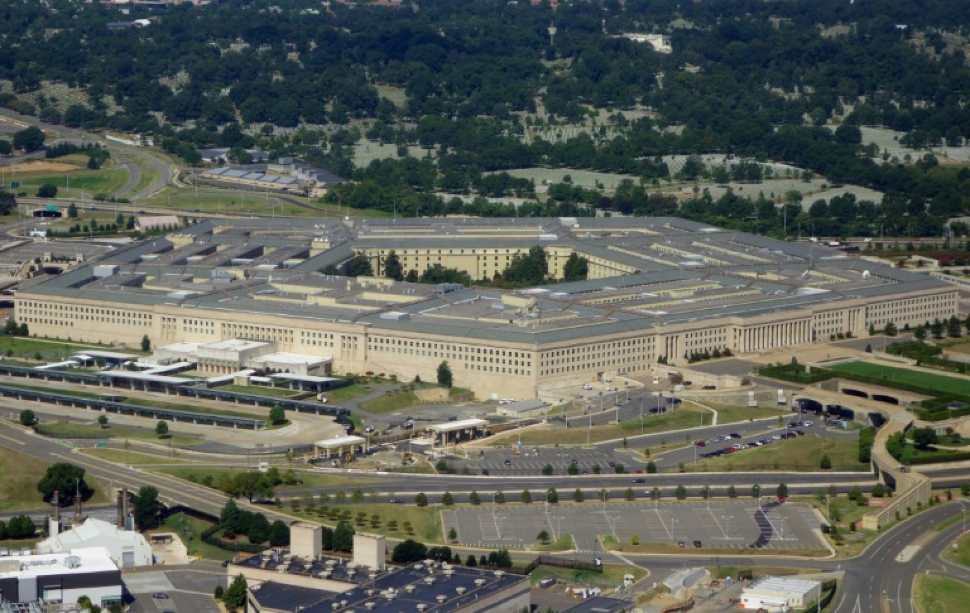 Pentagon Tests Unarmed Prototype Hypersonic Missile
