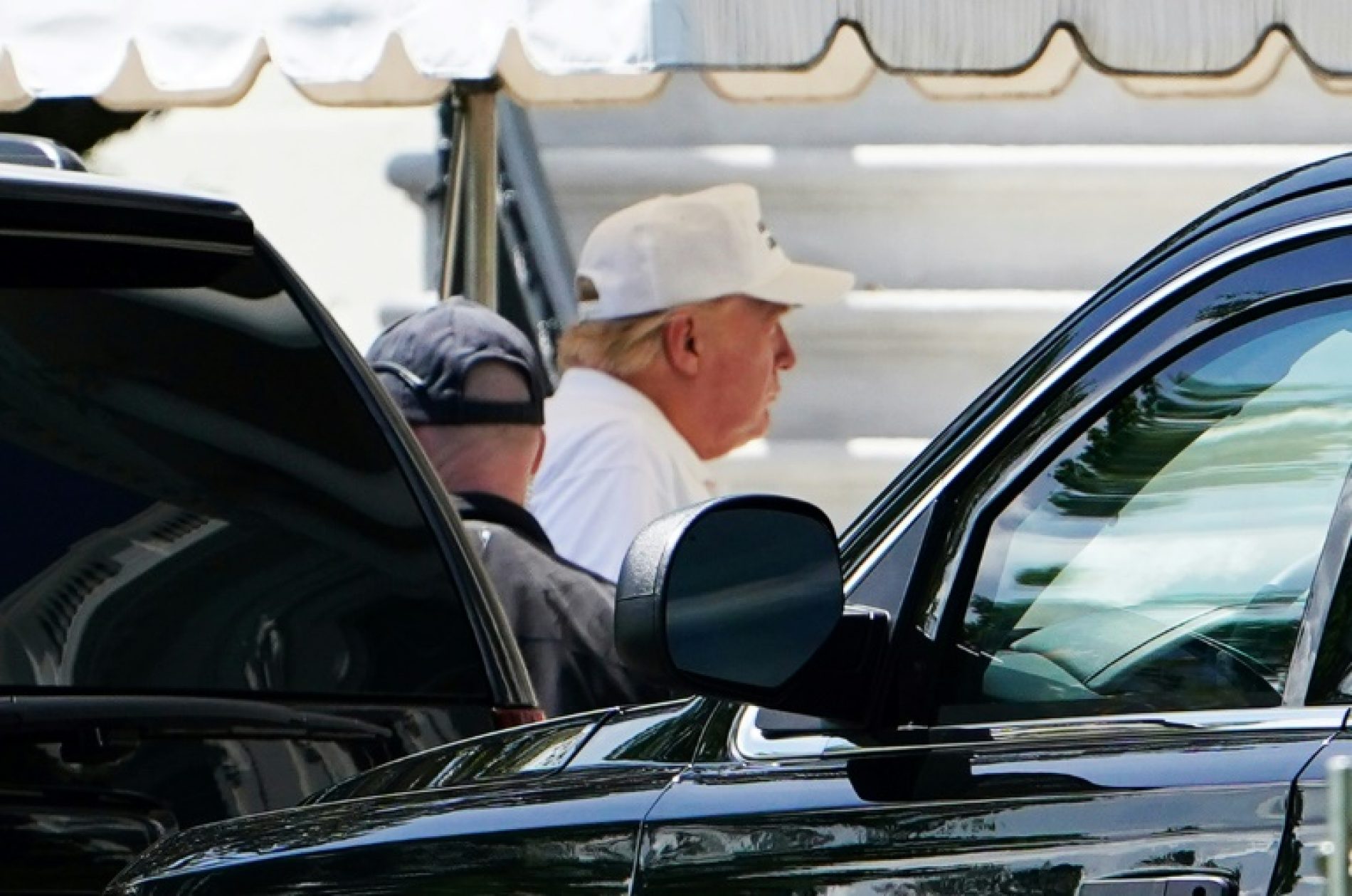 Trump Hits The Golf Course As US Kicks Off Summer Season