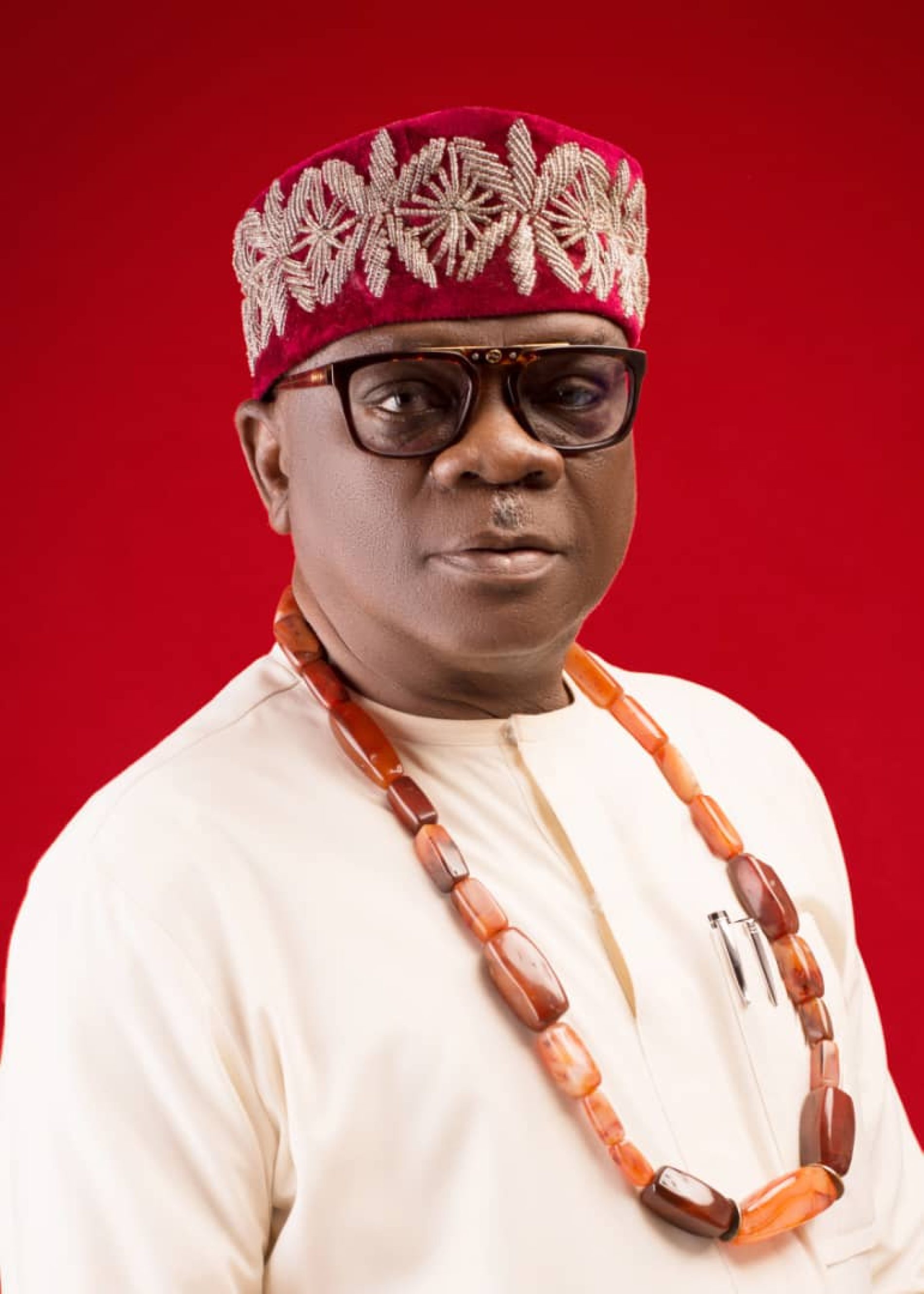 Ezuruezu commends Mbaise nation, sends New Year message