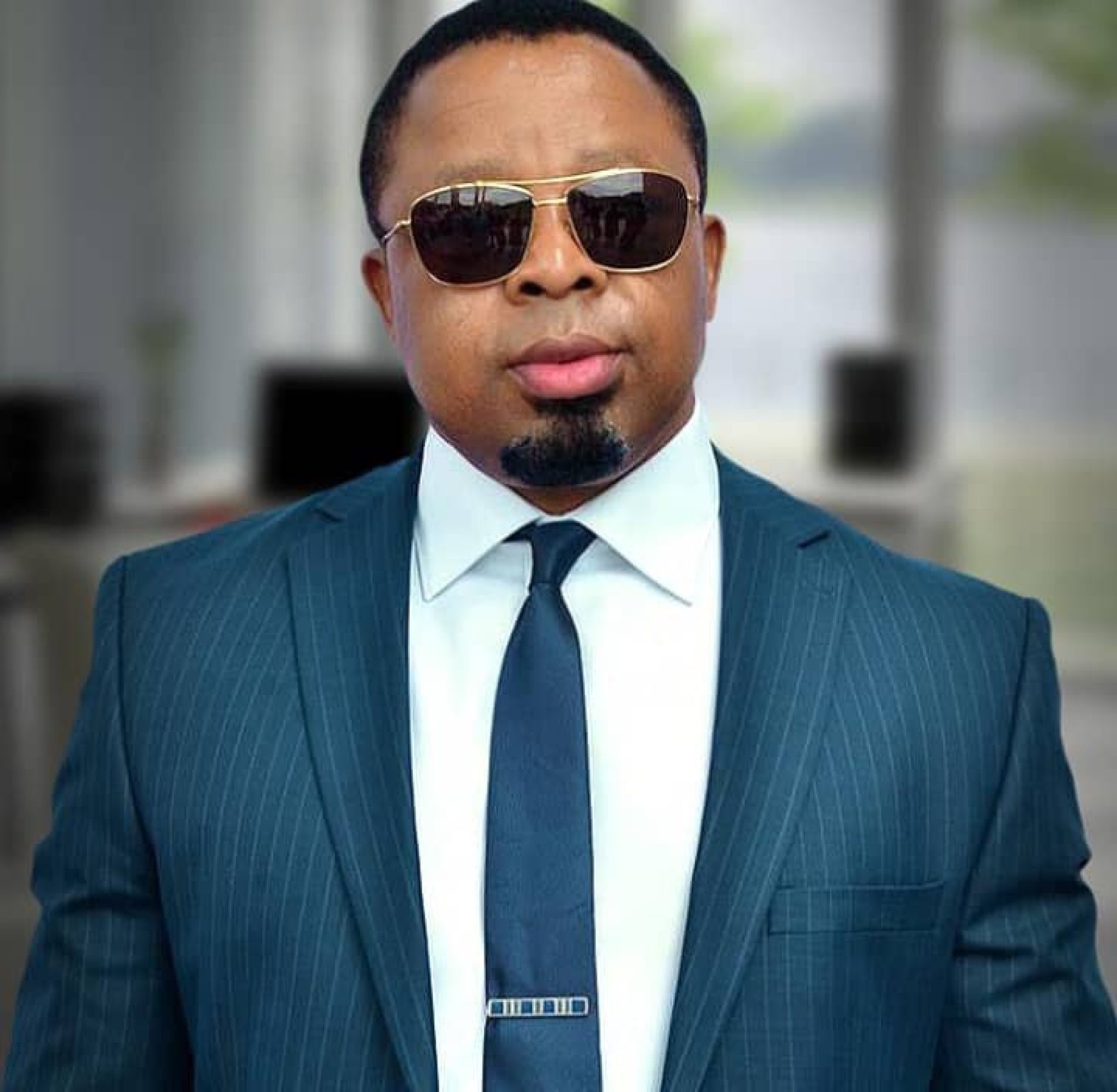 Mekens Integrated Boss, Chief Ikenna Obele Flags- Off 4.2km Road Project In Ezinifite Community, Says It’s His Own Way Of Giving Back To The Society