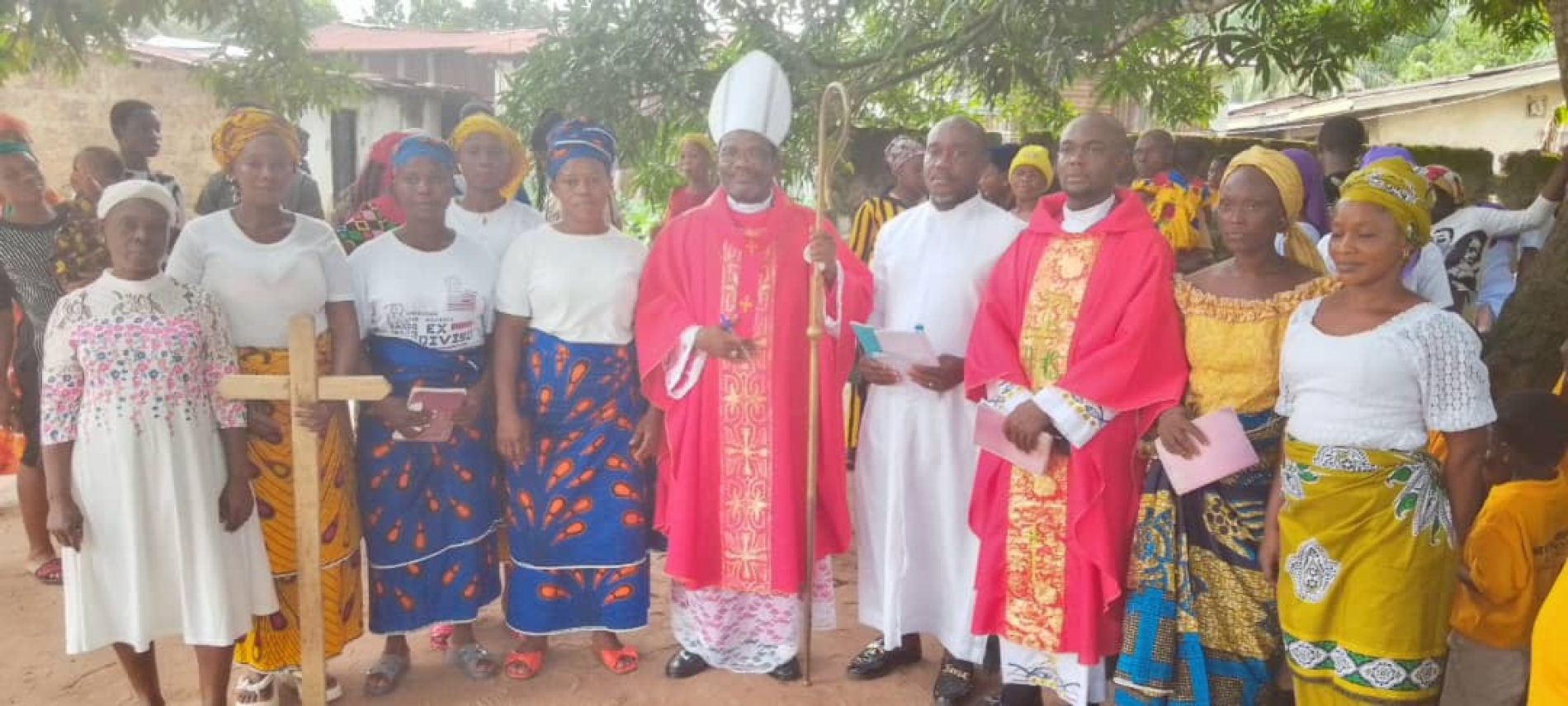Bishop Nwodu Inaugurates St. James Church Ejemekwuru