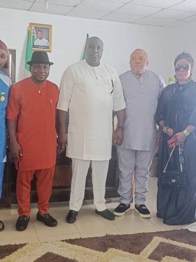 Owerri Municipal Legislative Council Reaffirms Loyalty to APC, Pays Courtesy Visit to State Secretary