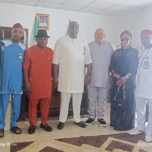 Owerri Municipal Legislative Council Reaffirms Loyalty to APC, Pays Courtesy Visit to State Secretary